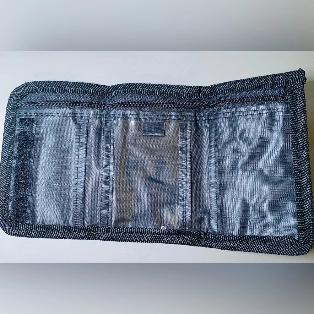 Michelle Obama Black Tri-Fold‎ Wallet 2008